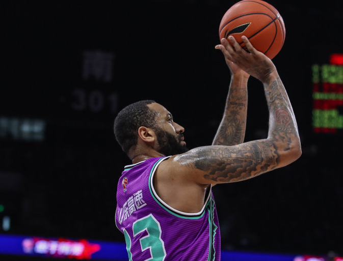 本菲卡内部会议纪要流出：赛前遗憾出局，CBA季后赛使命明确，临场指挥获称赞的简单介绍